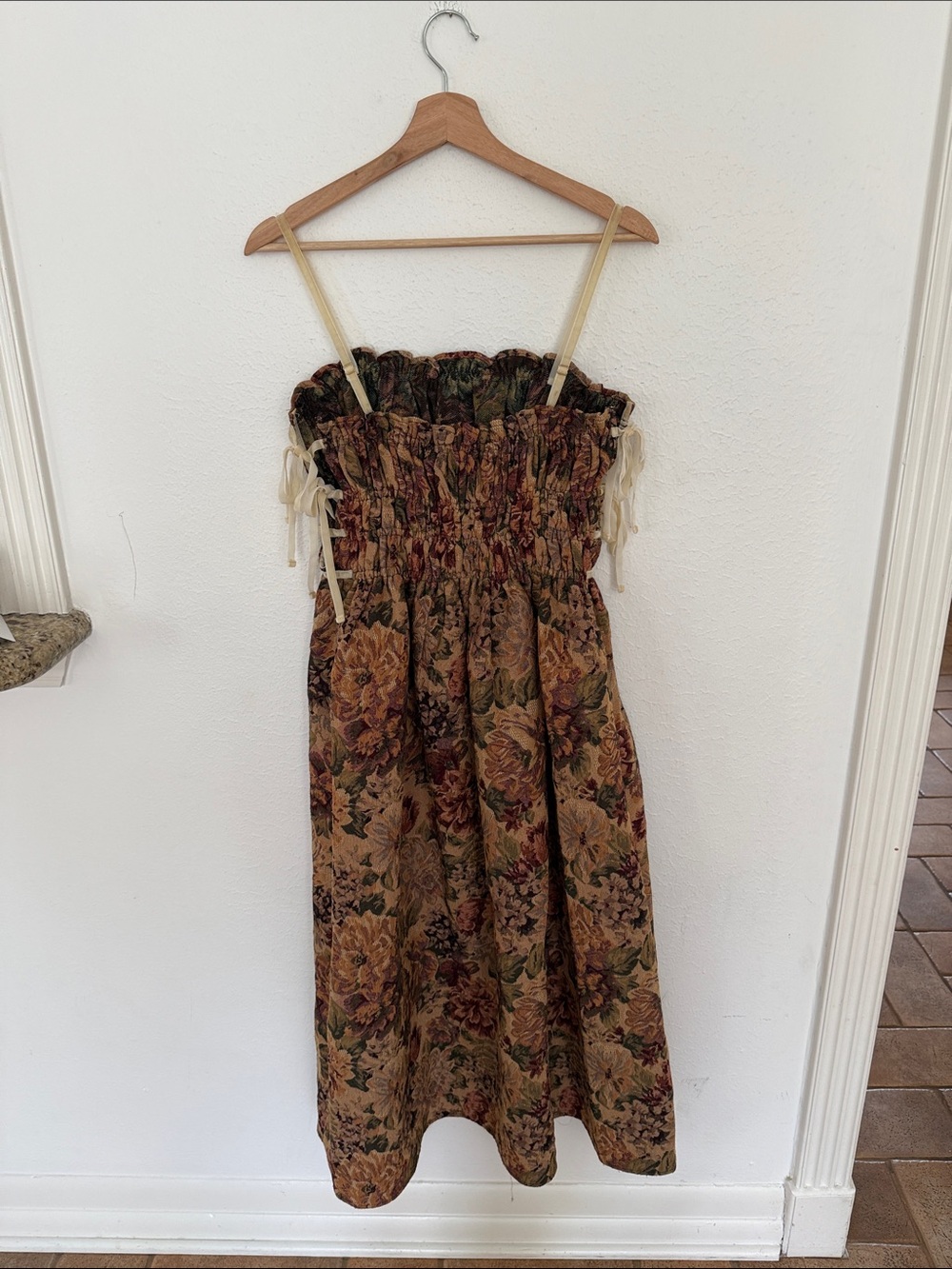 Sofia the Label Tapestry Dress - Picture 10 of 12